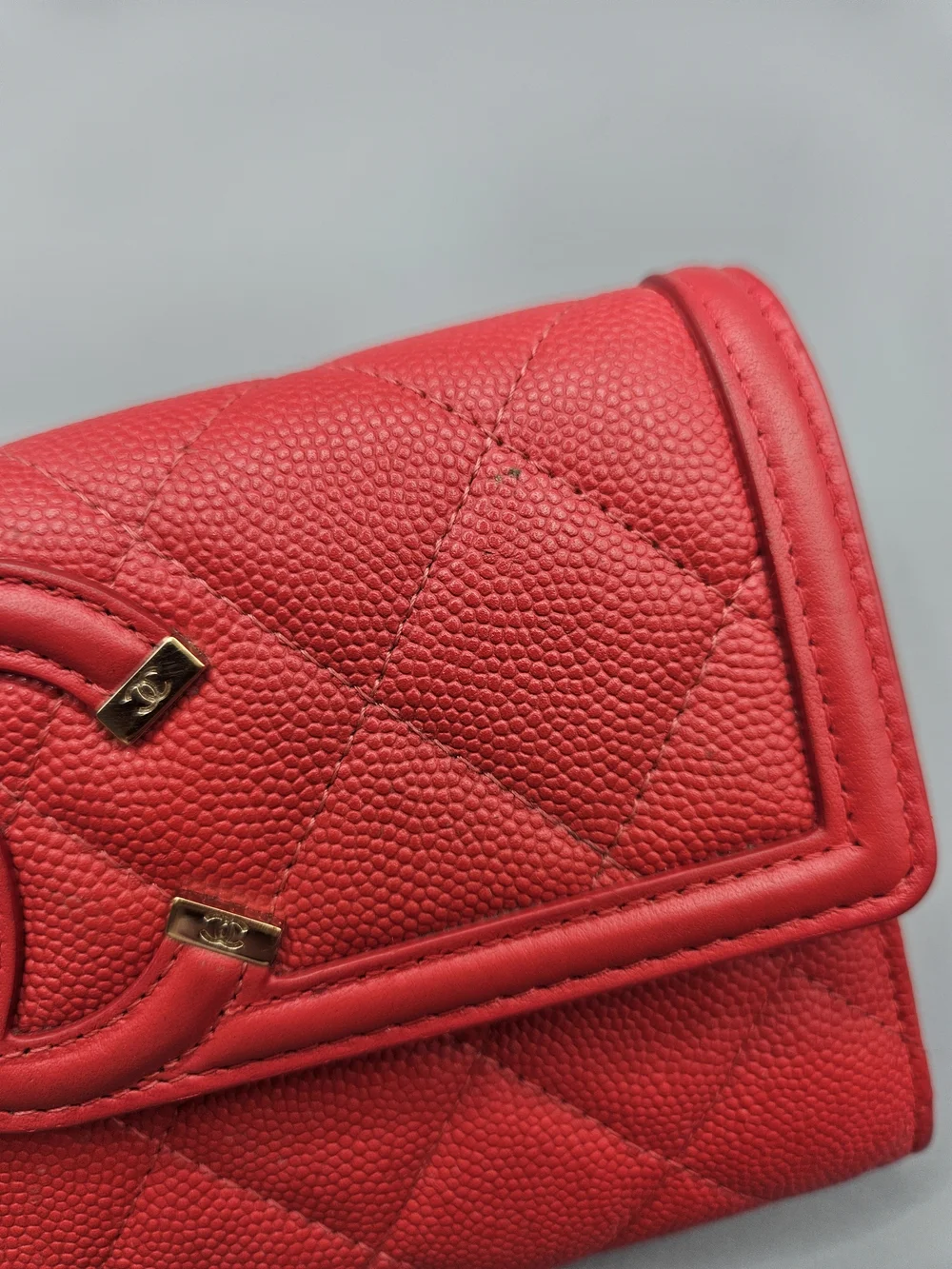 ❤️Caviar Quilted Large Filigree Gusset Flap Wallet Red❤️
